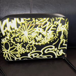 EUC Michael Kors Jet Set Graffiti Print Crossbody Bag